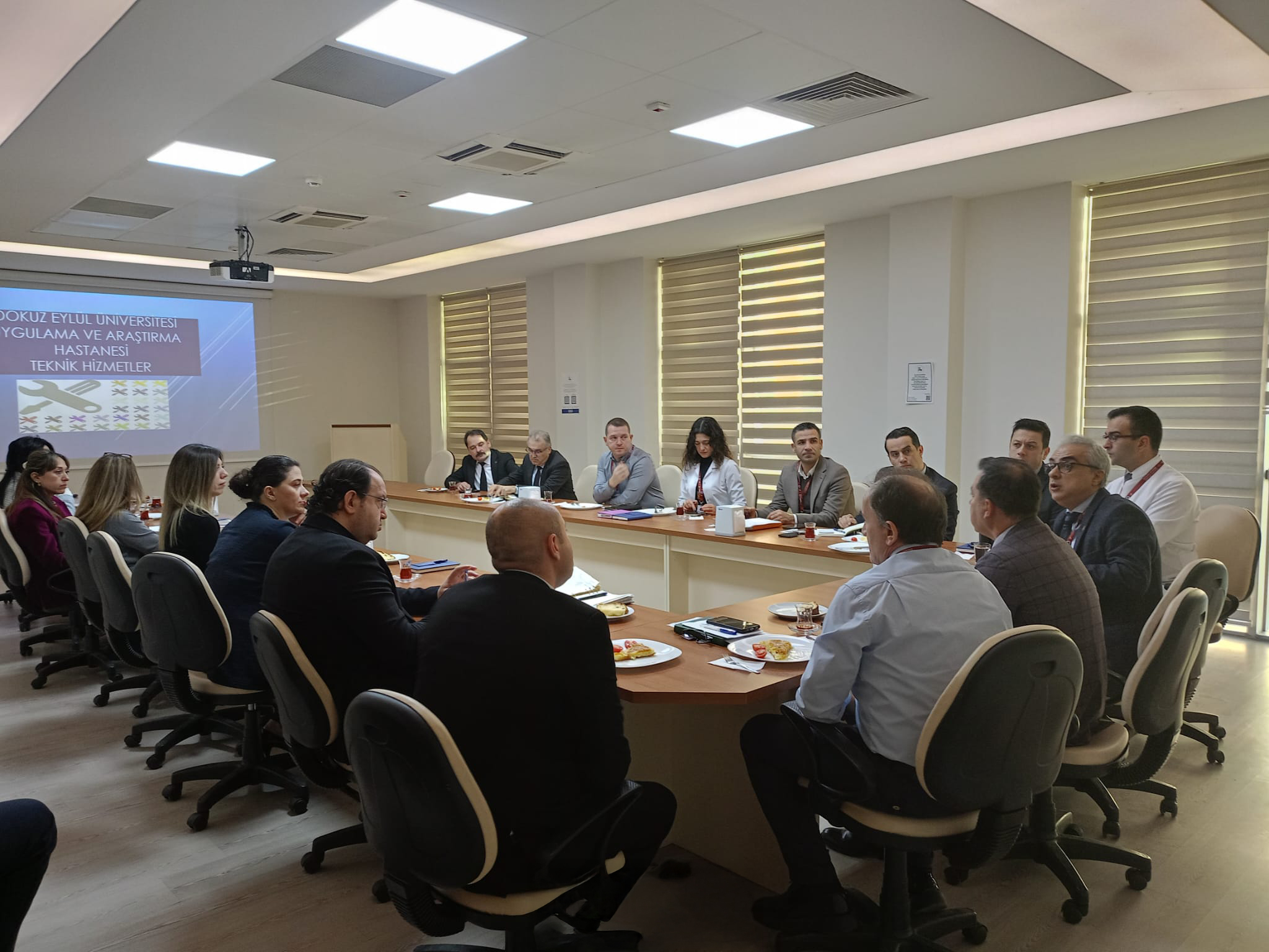 WhatsApp Image 2025 12 10 at 09.44.54