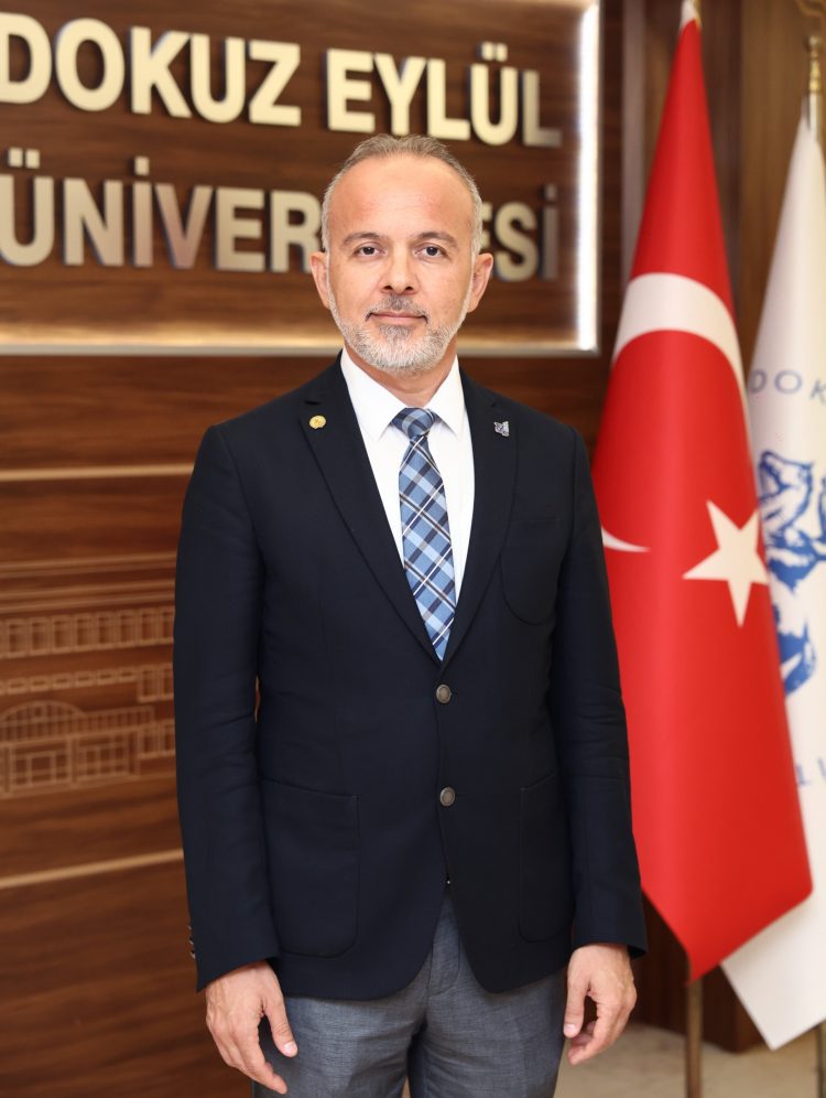 968f7688 e689 4457 b71a 68d9a0710ad0 750x996